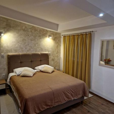 The Garden Rooms & Suites Σπλιτ Εξωτερικό φωτογραφία