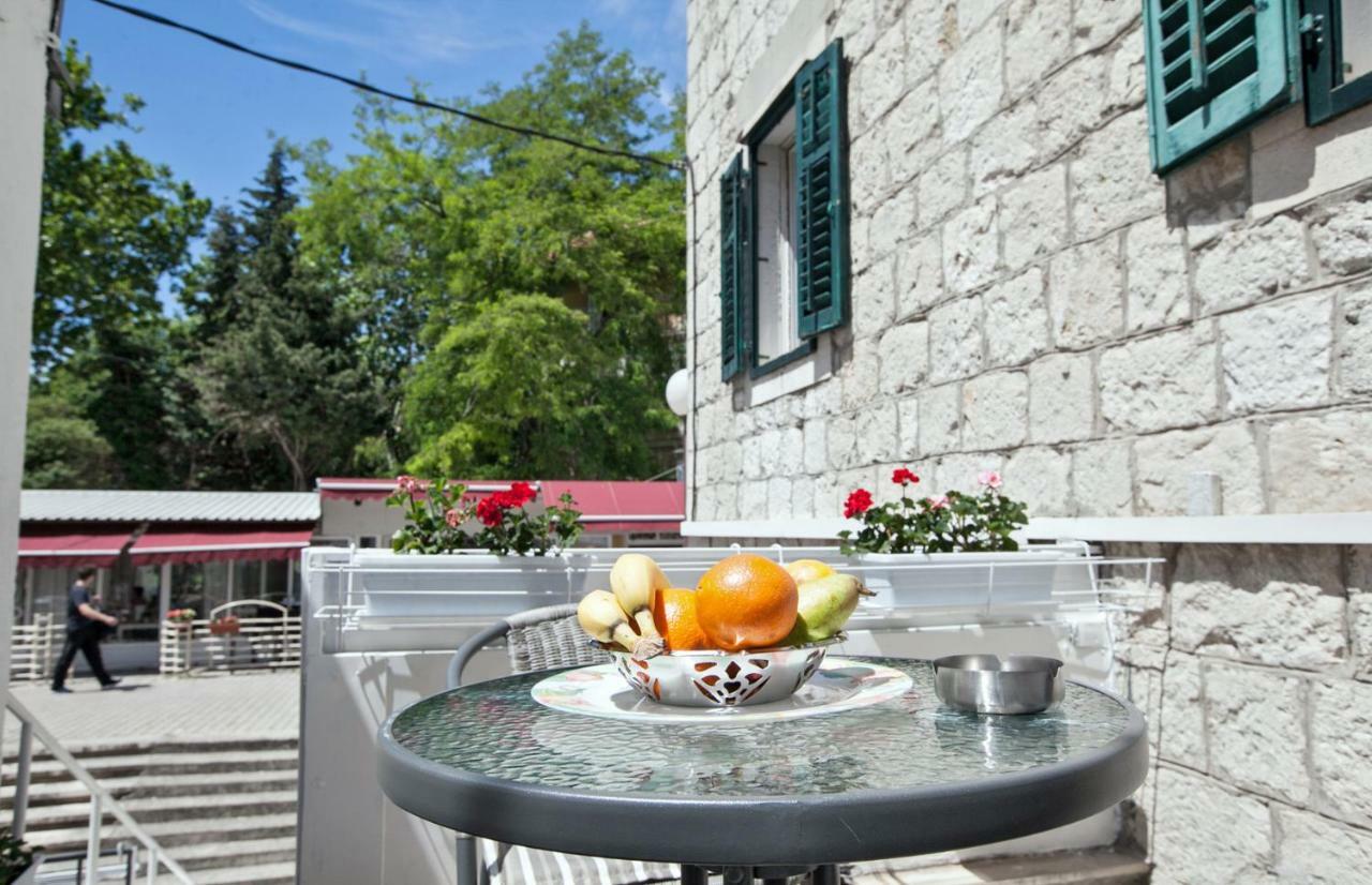 The Garden Rooms & Suites Σπλιτ Εξωτερικό φωτογραφία