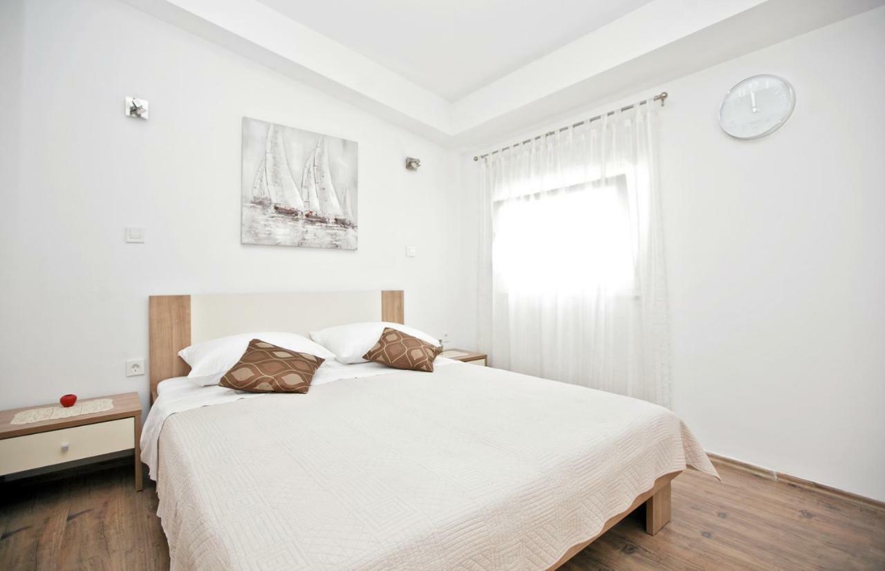 The Garden Rooms & Suites Σπλιτ Εξωτερικό φωτογραφία